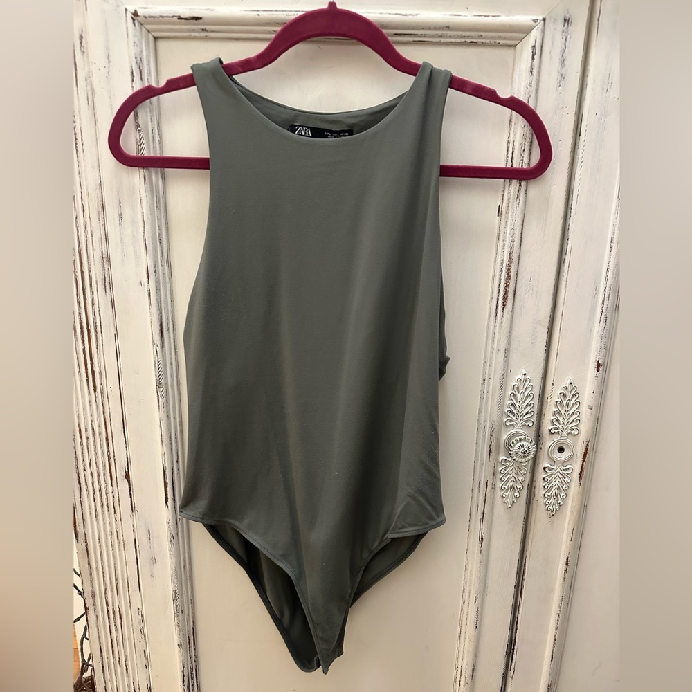 ZARA sleeveless bodysuit in green size L